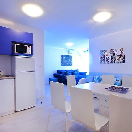 Fashionapartments In Privatecomplex With Pool&parking Apartment Balchik