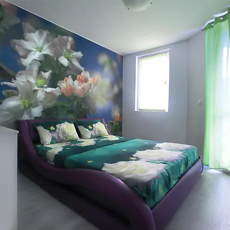 Fashionapartments In Privatecomplex With Pool&parking Balchik