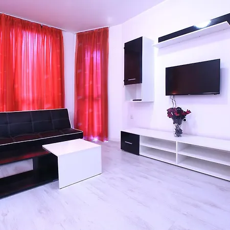 Fashionapartments In Privatecomplex With Pool&parking Apartment