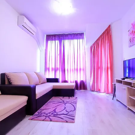Fashionapartments In Privatecomplex With Pool&parking Apartment