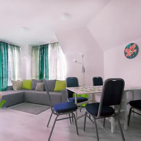 Fashionapartments In Privatecomplex With Pool&parking