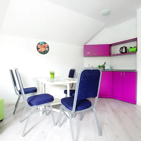 Fashionapartments In Privatecomplex With Pool&parking Apartment *