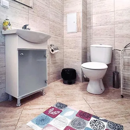 Fashionapartments In Privatecomplex With Pool&parking 아파트