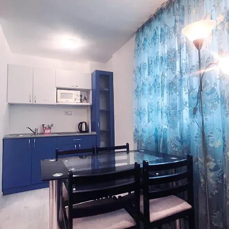 아파트 Fashionapartments In Privatecomplex With Pool&parking *