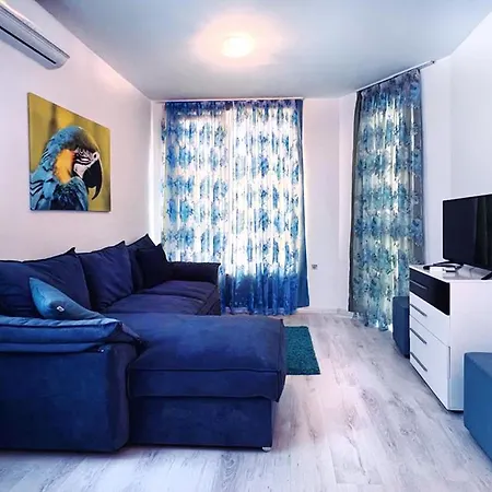 Fashionapartments In Privatecomplex With Pool&parking